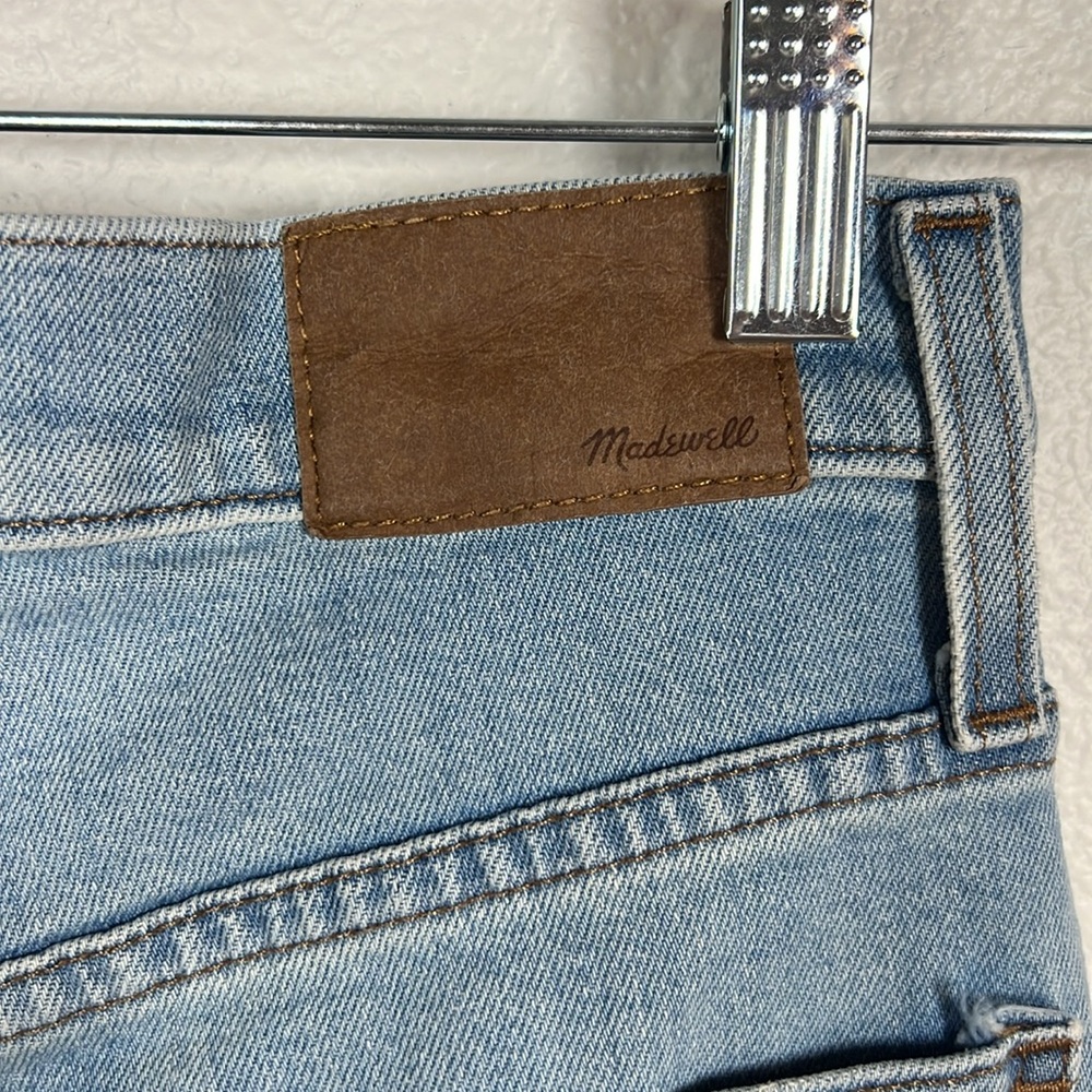 Madewell The Perfect Vintage Straight Jeans in Danby Wash Knee Rip Edition S24 - Picture 10 of 10